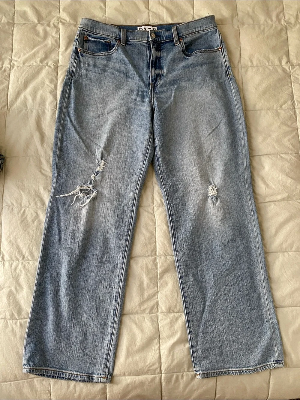 DAZE Light Wash Straight Jeans — Women's Casual Mid-Rise